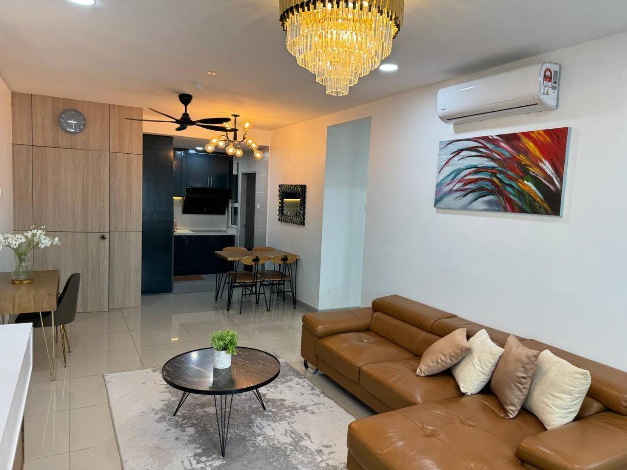 D'ciella Homes- Sea View, Drawbridge & Ktcc Mall Apartment *