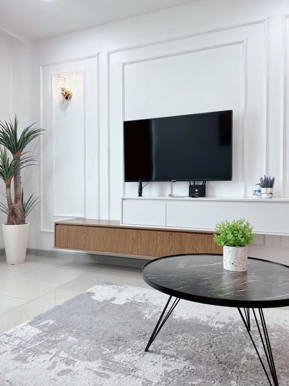 D'ciella Homes- Sea View, Drawbridge & Ktcc Mall *